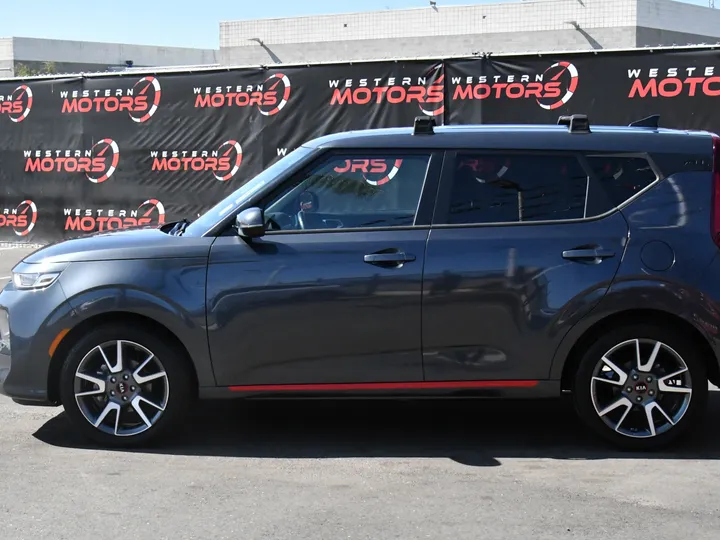 GRAVITY GRAY, 2021 KIA SOUL Image 4