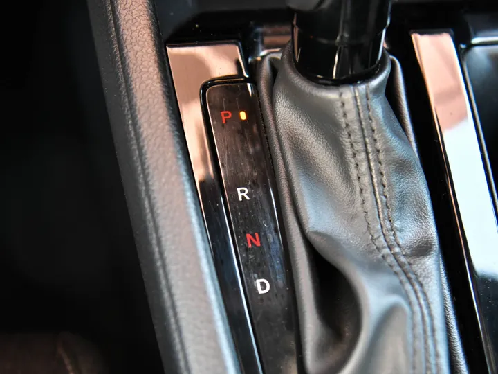 BLACK, 2023 HONDA ACCORD HYBRID Image 23