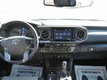 WHITE, 2022 TOYOTA TACOMA 4WD Thumnail Image 30