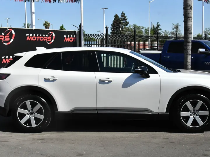 WHITE, 2024 HONDA PROLOGUE Image 8