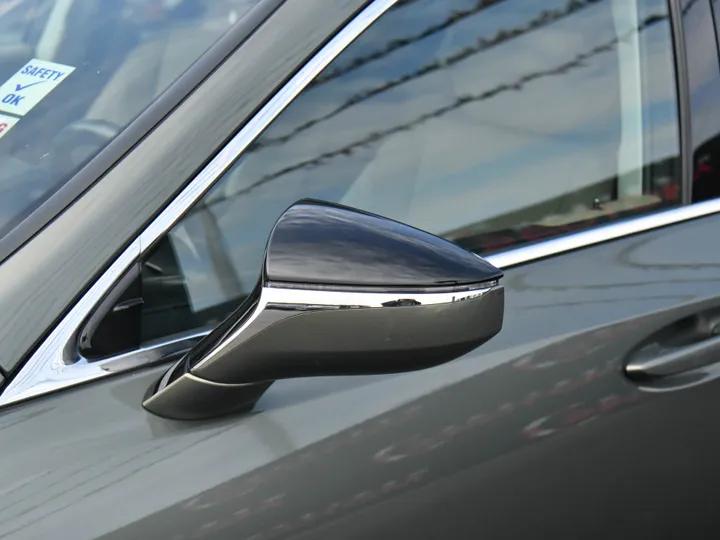 GREEN, 2021 LEXUS ES Image 11