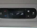 BRILLIANT BLACK CRYSTAL PEARLCOAT, 2023 CHRYSLER VOYAGER Thumnail Image 38