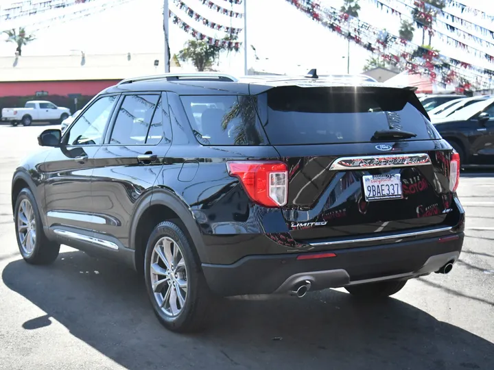 BLACK, 2022 FORD EXPLORER Image 5