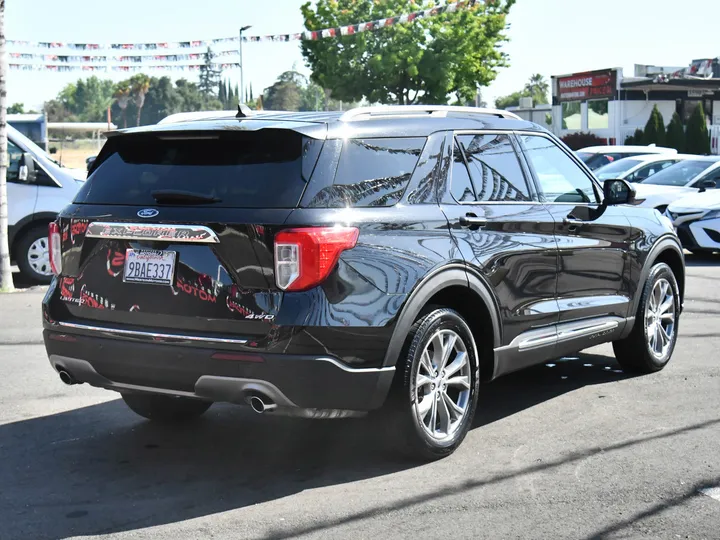 BLACK, 2022 FORD EXPLORER Image 7