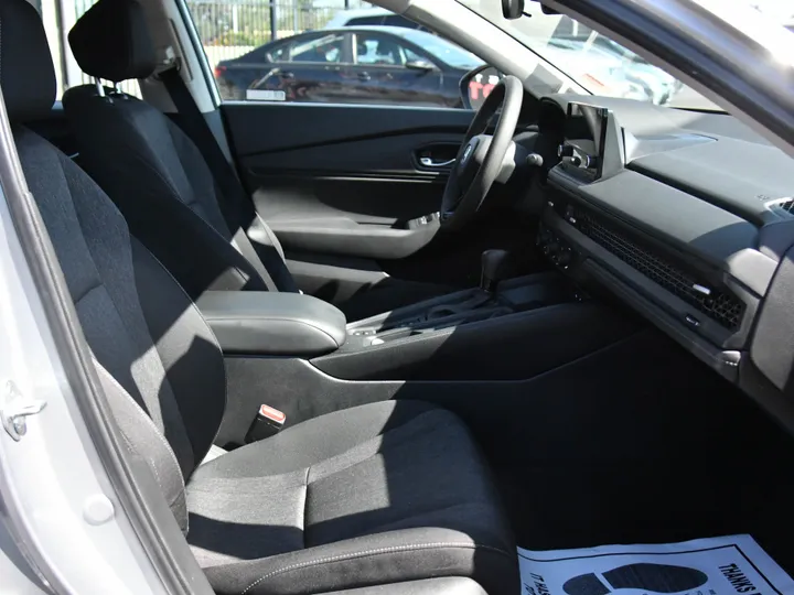 SILVER, 2023 HONDA ACCORD SEDAN Image 37