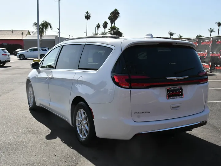BRIGHT WHITE CLEARCOAT, 2022 CHRYSLER PACIFICA Image 5