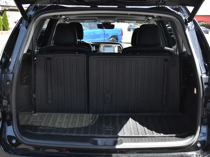 BLACK, 2019 TOYOTA HIGHLANDER Image 39