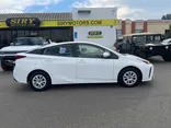 WHITE, 2021 TOYOTA PRIUS Thumnail Image 2