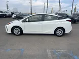 WHITE, 2021 TOYOTA PRIUS Thumnail Image 6