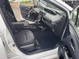 WHITE, 2021 TOYOTA PRIUS Thumnail Image 15