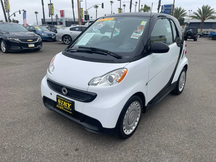 BLACK, 2014 SMART FORTWO Image 7