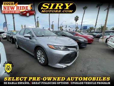 SILVER, 2020 TOYOTA CAMRY Image 
