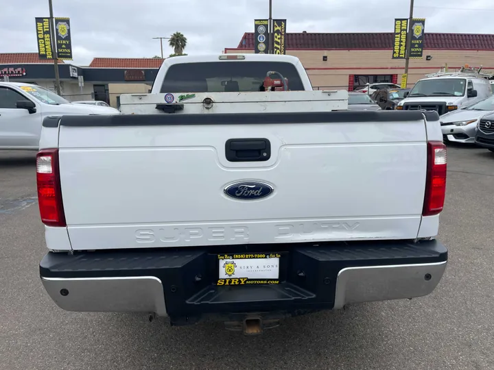 BLACK, 2016 FORD F350 SUPER DUTY SUPER CAB Image 4