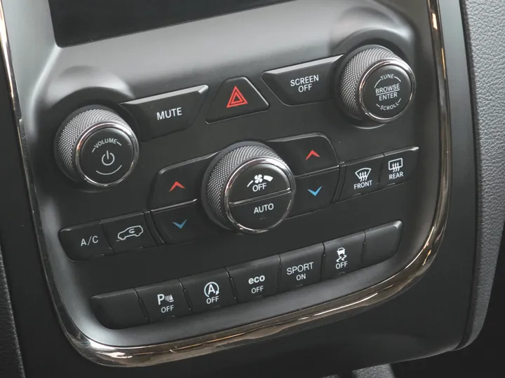 BLACK, 2018 DODGE DURANGO Image 22