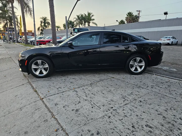 BLACK, 2016 DODGE CHARGER Image 4