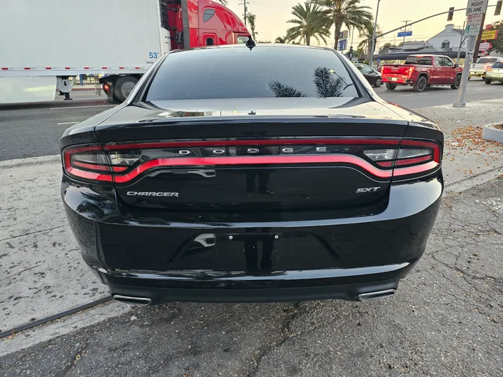 BLACK, 2016 DODGE CHARGER Image 6