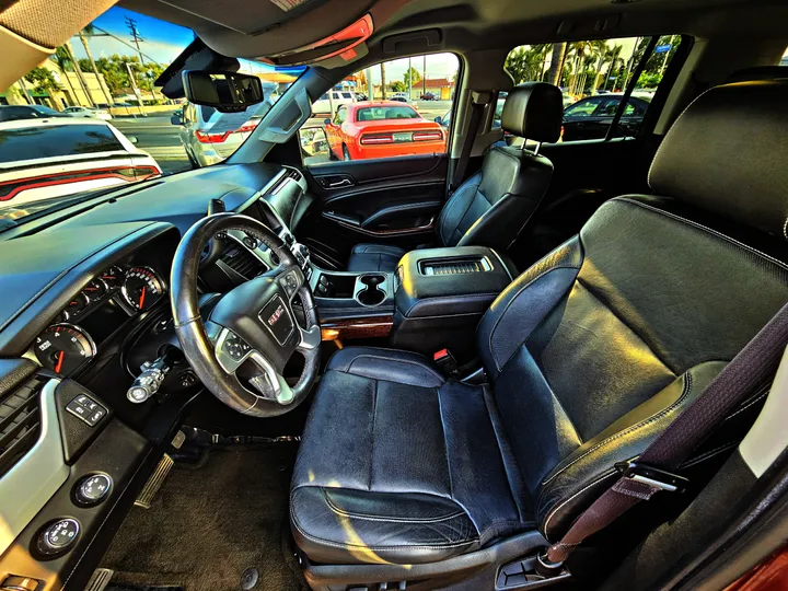 BURGUNDY, 2016 GMC YUKON XL Image 9