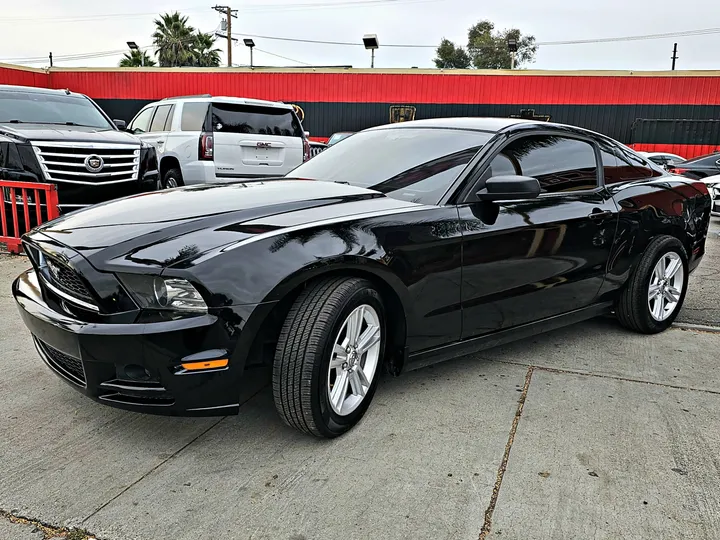 BLACK, 2014 FORD MUSTANG Image 3