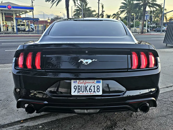 BLACK, 2018 FORD MUSTANG Image 6