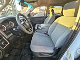 WHITE, 2016 RAM 1500 CREW CAB Thumnail Image 9