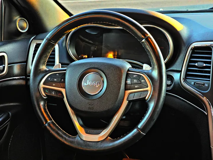 BROWN, 2016 JEEP GRAND CHEROKEE Image 14