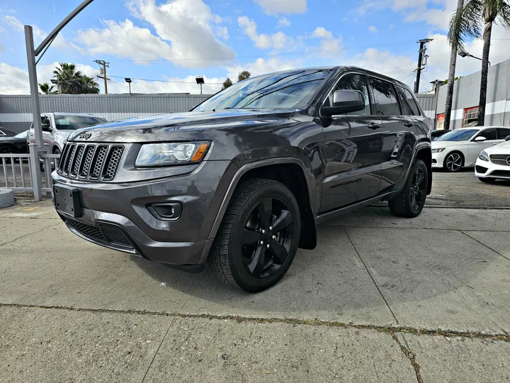 GREY, 2015 JEEP GRAND CHEROKEE Image 3