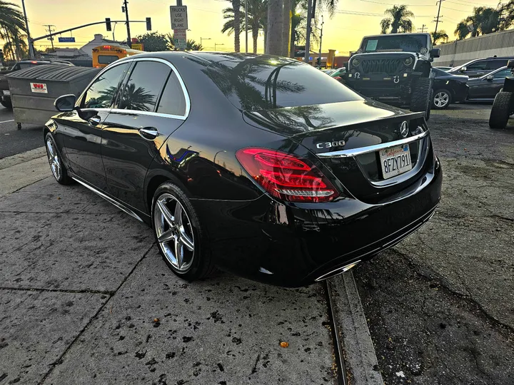 BLACK, 2018 MERCEDES-BENZ C-CLASS Image 5