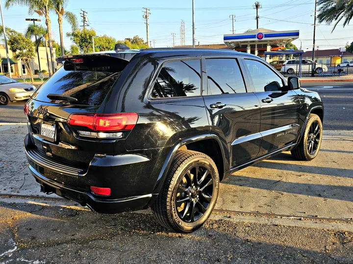 BLACK, 2020 JEEP GRAND CHEROKEE Image 7