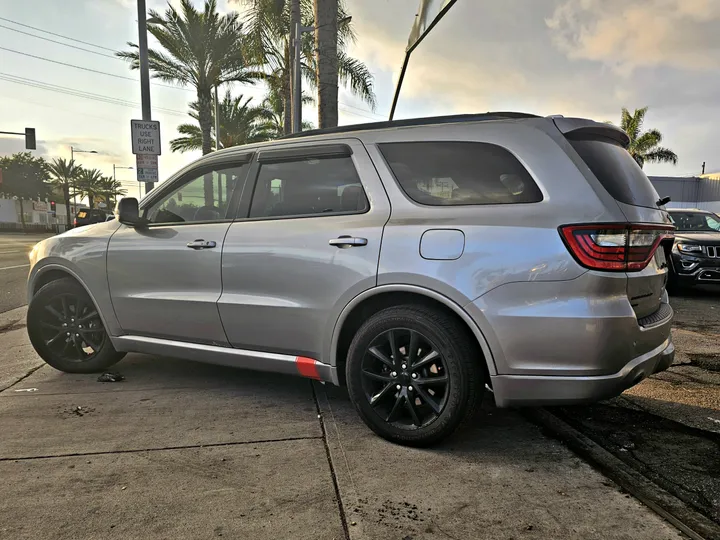 SILVER, 2017 DODGE DURANGO Image 6