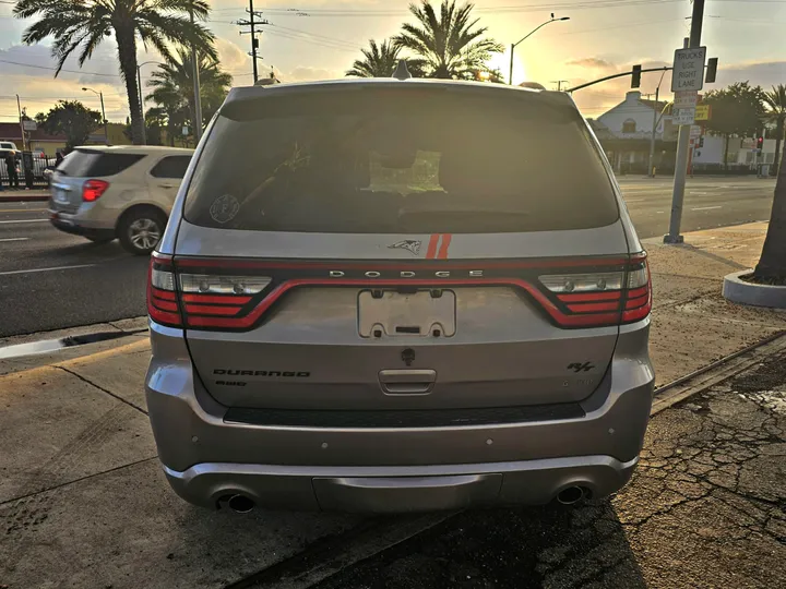 SILVER, 2017 DODGE DURANGO Image 7