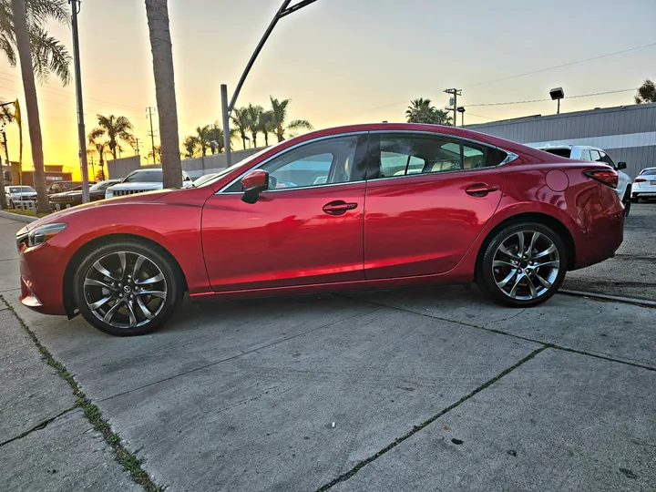 BURGUNDY, 2017 MAZDA MAZDA6 Image 4