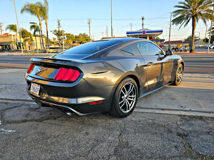 GREY, 2016 FORD MUSTANG Image 7