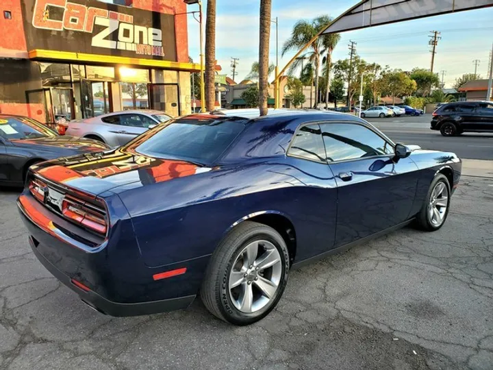 BLUE, 2016 DODGE CHALLENGER Image 8