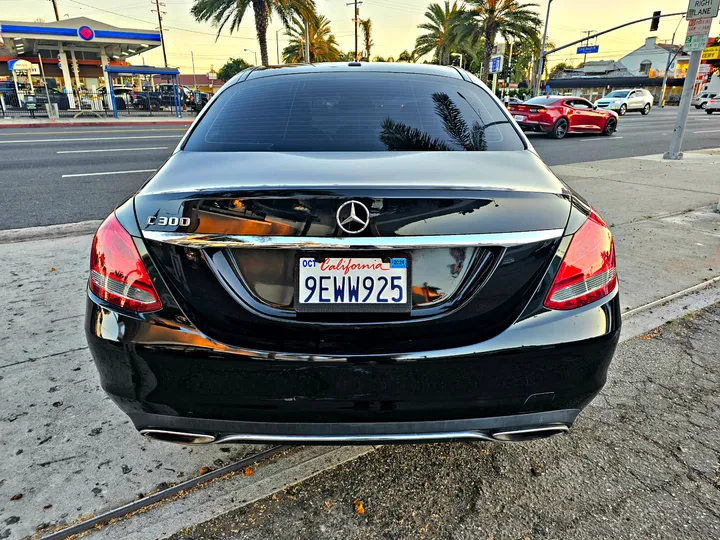 BLACK, 2018 MERCEDES-BENZ C-CLASS Image 5