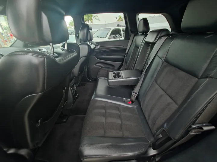 GREY, 2017 JEEP GRAND CHEROKEE Image 15