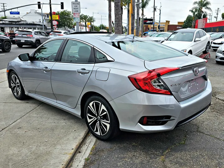 SILVER, 2016 HONDA CIVIC Image 7