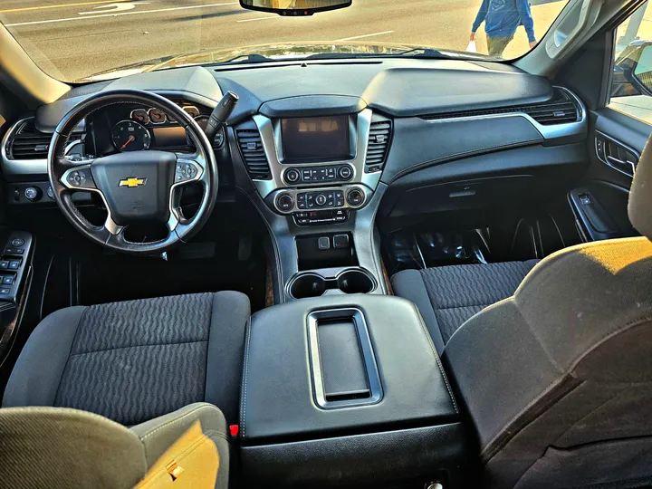 BLACK, 2018 CHEVROLET SUBURBAN Image 12