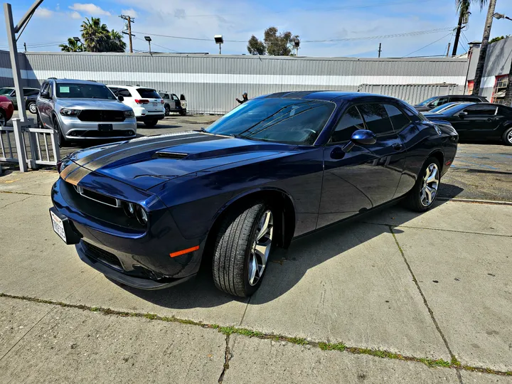 BLUE, 2015 DODGE CHALLENGER Image 3