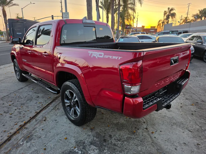BURGUNDY, 2017 TOYOTA TACOMA DOUBLE CAB Image 7