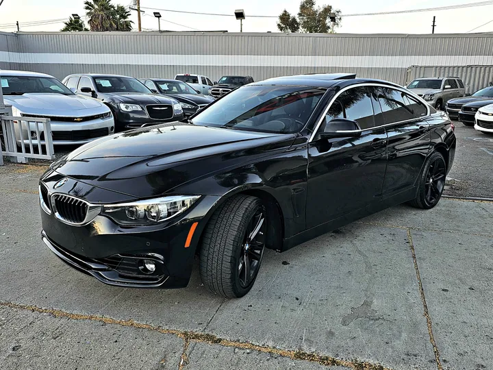BLACK, 2019 BMW 4 SERIES Image 4