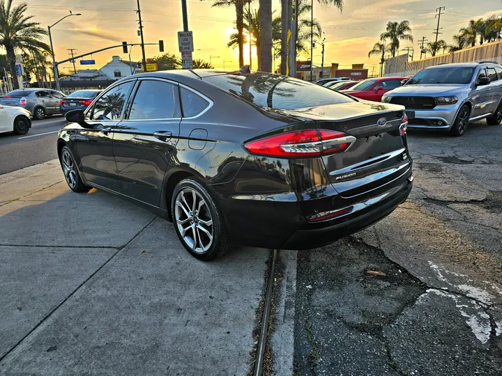 BLACK, 2019 FORD FUSION Image 5