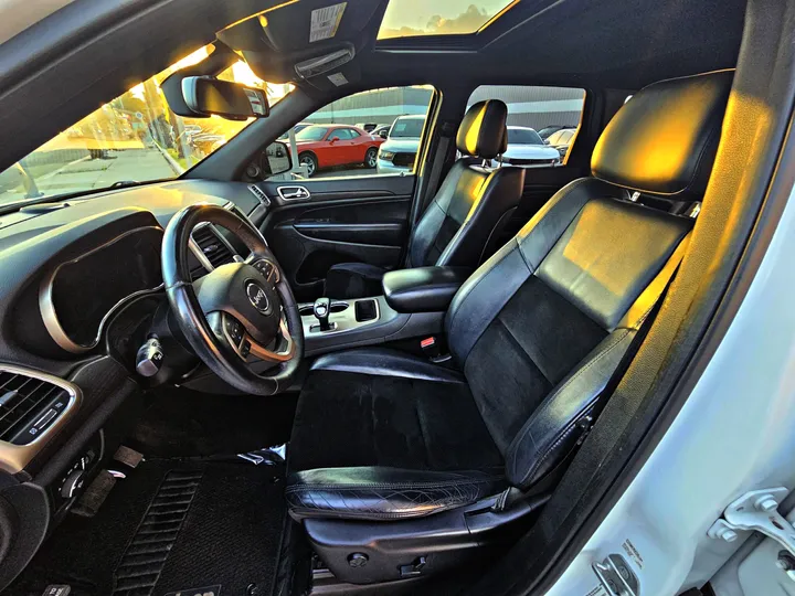 WHITE, 2015 JEEP GRAND CHEROKEE Image 9