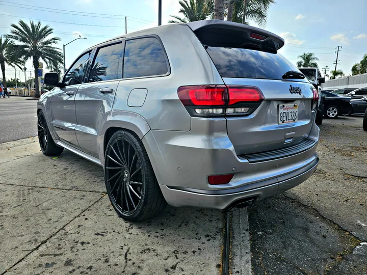 SILVER, 2018 JEEP GRAND CHEROKEE Image 7