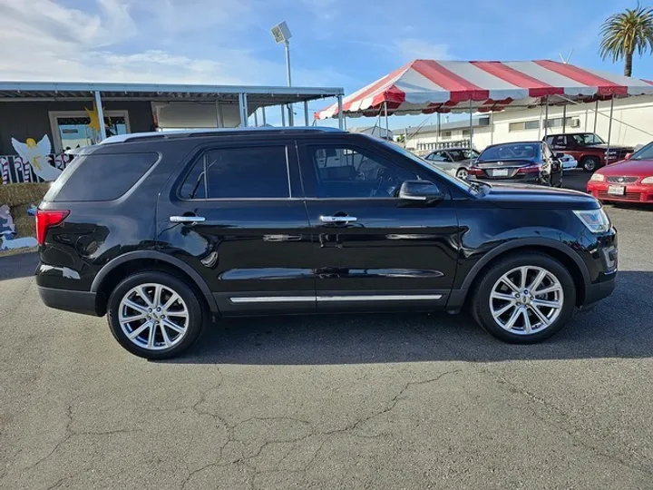 BLACK, 2016 FORD EXPLORER Image 3