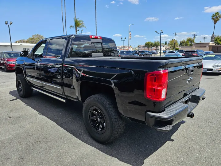 BLACK, 2017 CHEVROLET SILVERADO 1500 CREW CAB Image 7