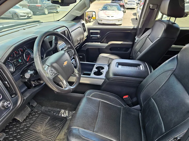 BLACK, 2017 CHEVROLET SILVERADO 1500 CREW CAB Image 17