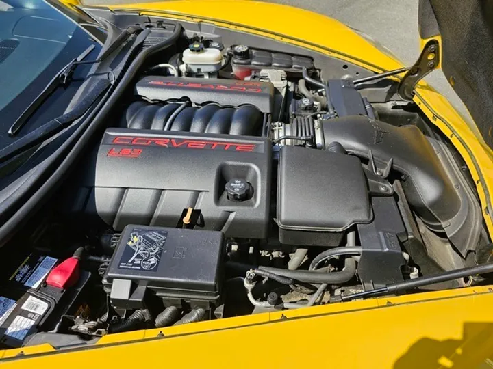 YELLOW, 2009 CHEVROLET CORVETTE Image 14