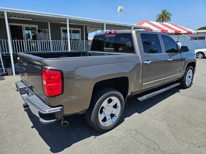 BROWN, 2015 CHEVROLET SILVERADO 1500 CREW CAB Image 5