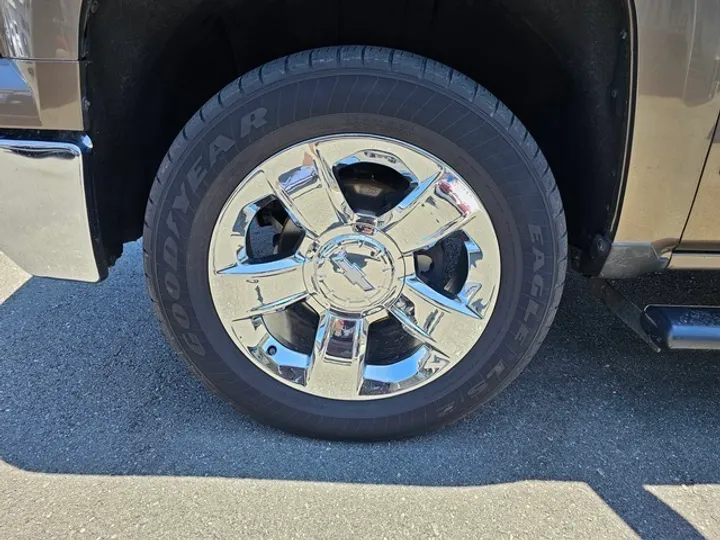 BROWN, 2015 CHEVROLET SILVERADO 1500 CREW CAB Image 13