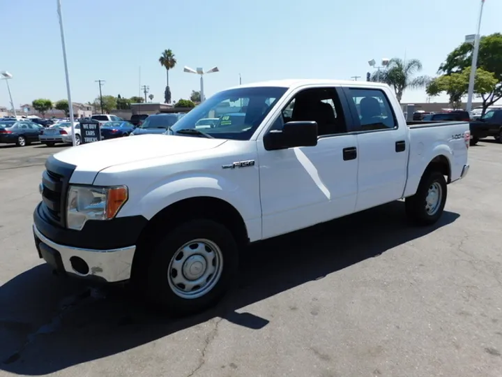 WHITE, 2014 FORD F150 SUPERCREW CAB Image 8